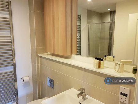 1 bedroom in a house share to rent - Photo 4