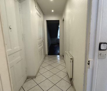 Appartement - 2 pièces - 46,75 m² - Saint-Étienne - Photo 2