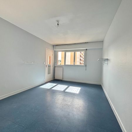 Location Appartement 1 pièce 29m² - Photo 4