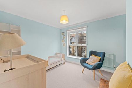 3 bedroom terraced house to rent - Photo 5