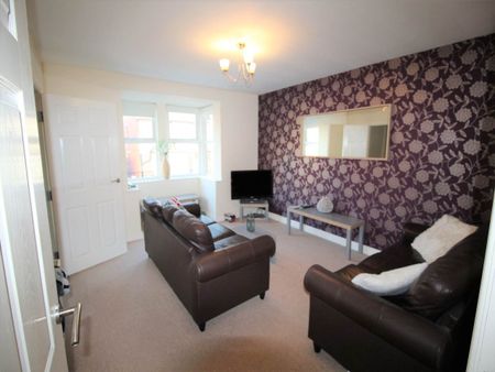 Hough Lane (Room 4), Bramley, Leeds - Photo 2