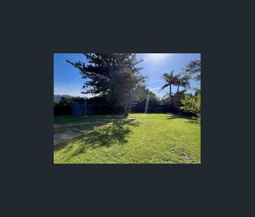 IDEALLY LOCATED FAMILY HOME CLOSE TO TRANSPORT AND SHOPS - Photo 4