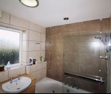 Cadman Drive Priorslee, Telford - Photo 5