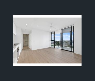 Stunning 2 Bedroom Apartment in Milton with City Views - Photo 2