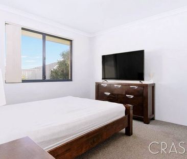 4x2 House in Secret Harbour with Alfresco - Photo 5