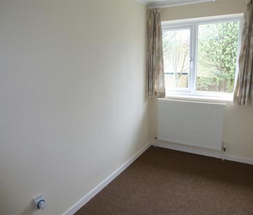 Vanguard Close - Photo 3