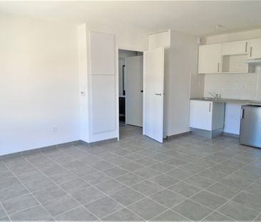 Location Appartement 2 pièces 43m² MURET 31600 - Photo 5