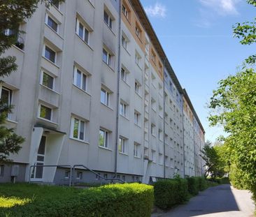 Mit Aufzug ins Glück! 3-R.-WE m. Balkon in Löbau! - Photo 3
