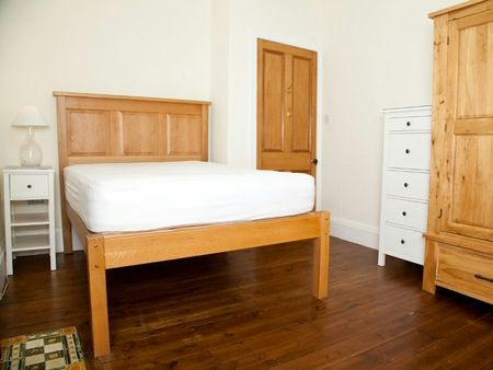Waverley Park Terrace, Abbeyhill, Edinburgh EH8 - Photo 5