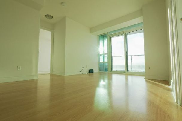 For Lease - 15 Greenview Avenue Unit# 2707, Toronto, Ontario - Photo 1