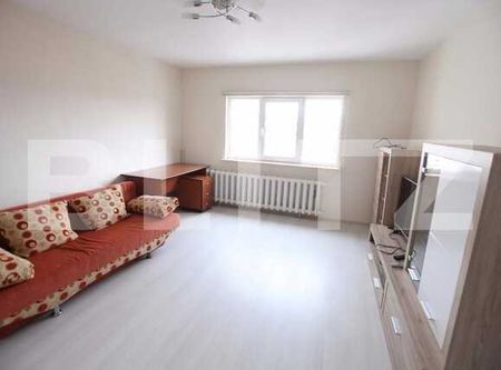 Apartament 3 camere, 80 mp,decomandat, aer conditionat, zona Farmec - Photo 3