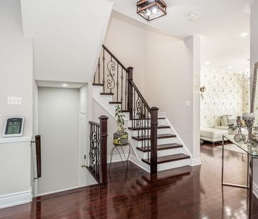 For Lease - 3949 Tacc Drive Unit# Main House, Mississauga, Ontario - Photo 3