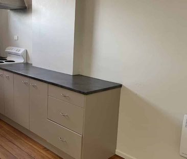 Jackson Street Apartment - Photo 4