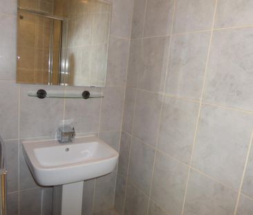 Studio to rent - Photo 6