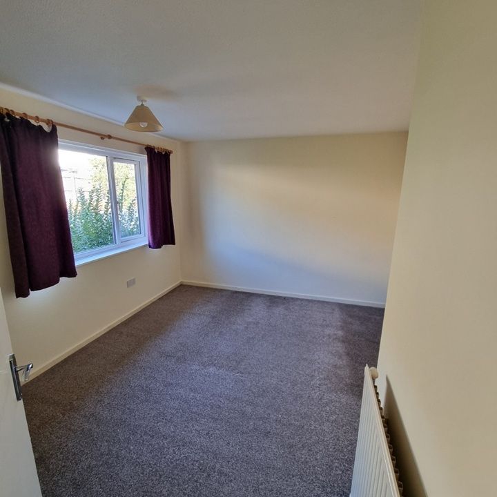 3 Bed Terraced House, Hungerhill Road, NG3 - Photo 1