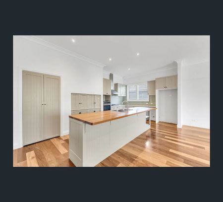 17 Lurnea Road, Glen Iris, Vic 3146 - Photo 2
