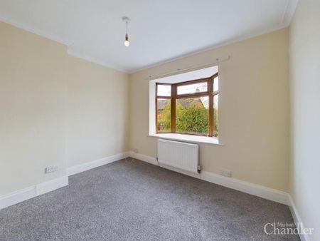 129 Rushfield Avenue, Belfast, BT7 3FR - Photo 2