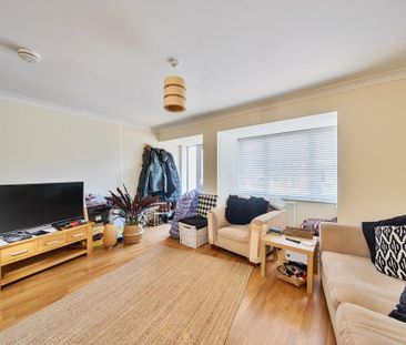 2 bedroom semi-detached house to rent - Photo 2