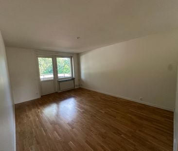 Svärdsliljegatan 1E – 2 rok (lgh 103) - Photo 2