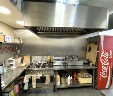 £800 PCM, Fully Fitted and Equipped A3 Licensed Restaurant and Take... - Photo 1