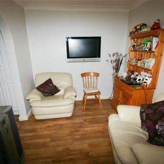 4 Bed Detached House, Warren Close, SO16 - Photo 1