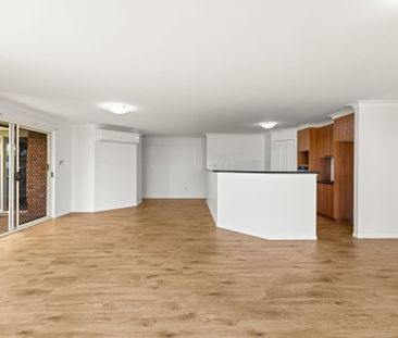 Renovated Spacious Modern Family Home in Great Location - Photo 3