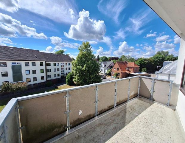 1 Raum Wohnung mit Balkon hell und freundlich - Foto 1