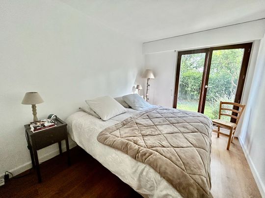 Appartement Versailles 5 Pièces 105.73 m2 Jardin - Photo 1
