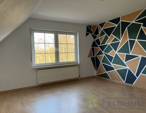 Gemütliche 2-Zimmer-Oberwohnung in Veenhusen – kurzfristig bezugsfrei! - Photo 1