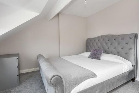 Flat C, 2 Surrey Street, BT9, Belfast - Photo 2