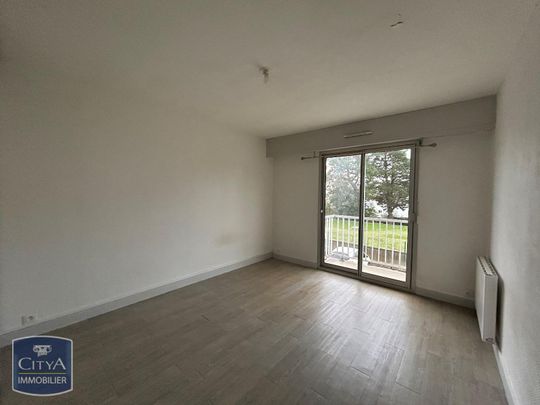 Location Appartement 1 pièce 24m² ST NAZAIRE 44600 - Photo 1