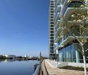 3 Bed Flat, Lightbox, M50 - Photo 2