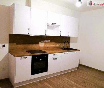 Pronájem bytu 2+kk 38 m2 - Фото 3