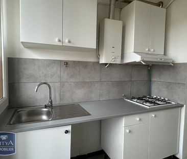 Location Appartement 2 pièces 42m² MARSEILLE 6ème - Photo 3