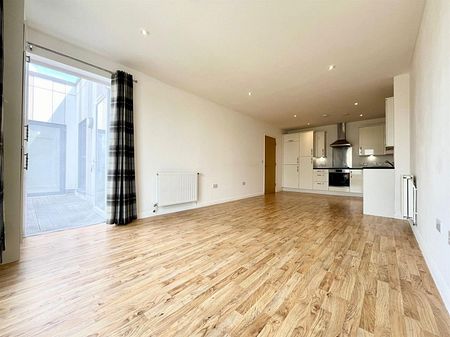 2 Bedroom Flat - Purpose Built To Let - Photo 4