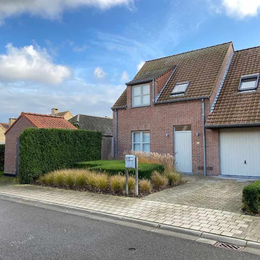 EENGEZINSWONING - Foto 1