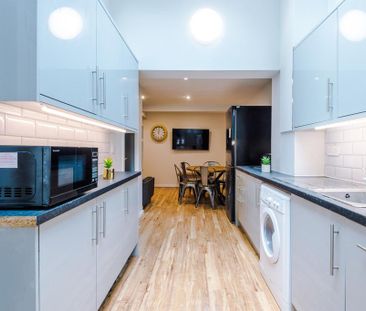 1 bedroom in a house share to rent - Photo 5