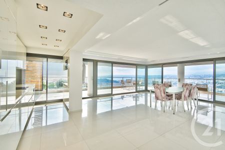 Location Appartement 5 pièces 148m² NICE 06300 - Photo 4