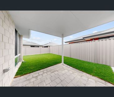 16 Earls Wy, South Yunderup, WA 6208 - Photo 1