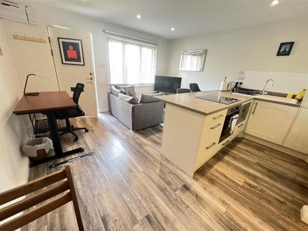 1 bedroom flat to rent - Photo 2