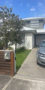 Altona North - Photo 4