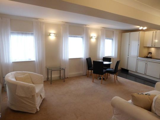 1 bedroom flat to rent - Photo 1