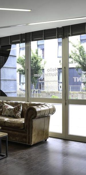 Studio to rent - Photo 1