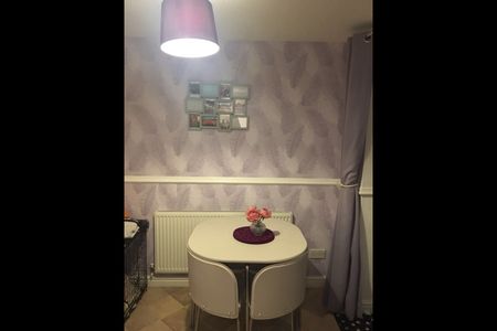 2 Bed Semi-Detached House, Windmill Avenue, M5 - Photo 4