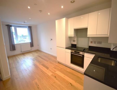 1 Bedroom Apartment To Let - Photo 3