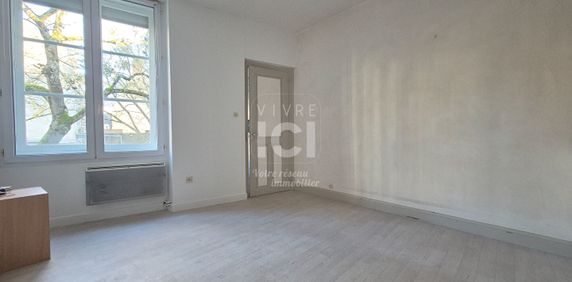 Location Appartement 1 pièce 21m² - Photo 2