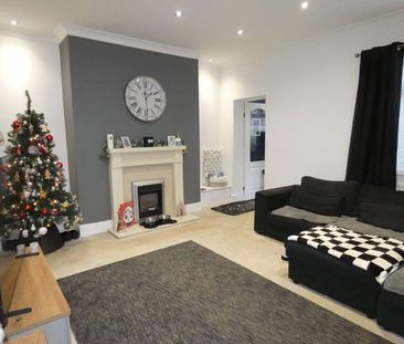 2 bedroom terraced house to rent - Photo 3