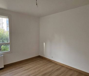 Location appartement 4 pièces 77 m² à Privas (07000) - Photo 3