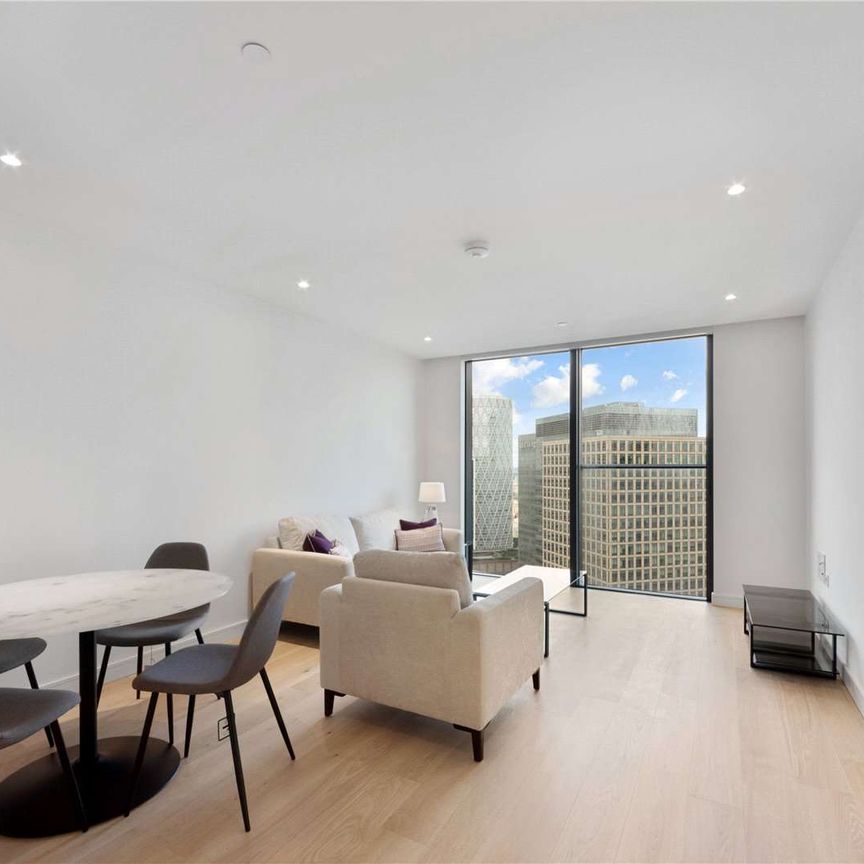 Beautifully presented 1 double bedroom apartment to rent in Canary Wharf. - Photo 1