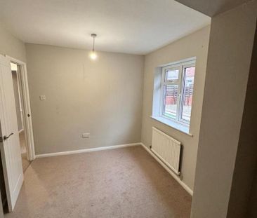 2 bedroom detached bungalow to rent - Photo 6